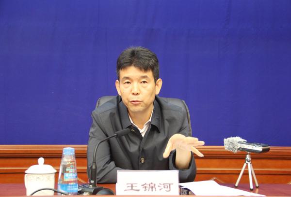 西藏自治區(qū)交通運(yùn)輸廳黨委委員、副廳長 王錦河.jpg