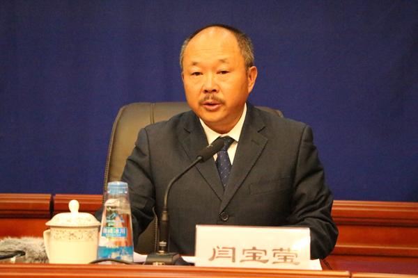 新聞發(fā)言人：西藏自治區(qū)日喀則市農(nóng)科所所長、研究員閆寶瑩.JPG
