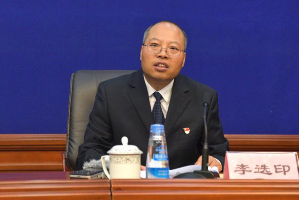 新聞發(fā)言人：日喀則市副市長、市脫貧攻堅指揮部常務(wù)副總指揮長 李選印.jpg